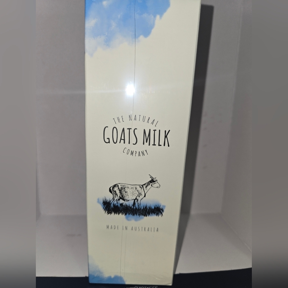 Goats Milk Hand Soap Bar - Cream - Picture 3 of 11